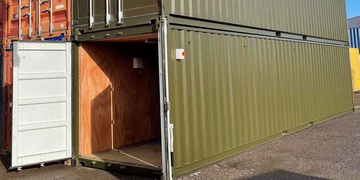 The Versatility and Efficiency of Construction Containers